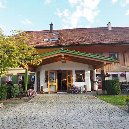 Landgasthof Zum Schwarzen Grat-3